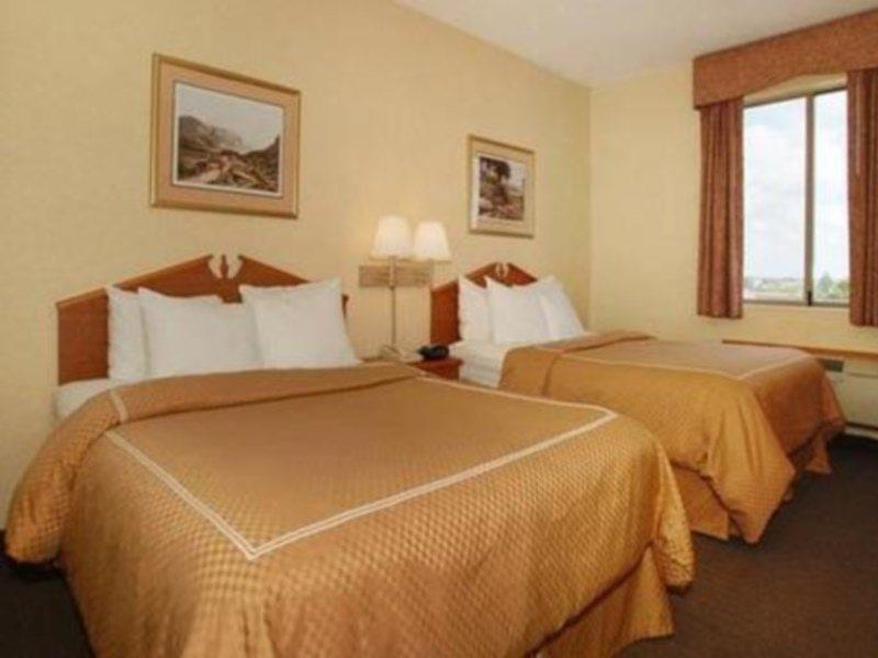 Spark By Hilton Indianapolis Northeast Fishers Habitación foto